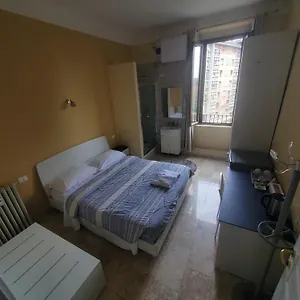 Hotel Emmy Milán