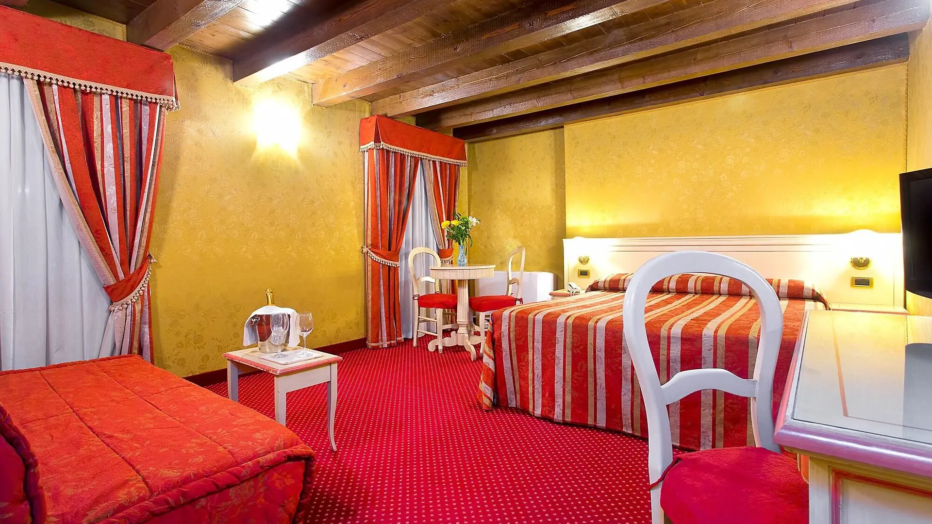 Ca' San Polo Otel Venedik